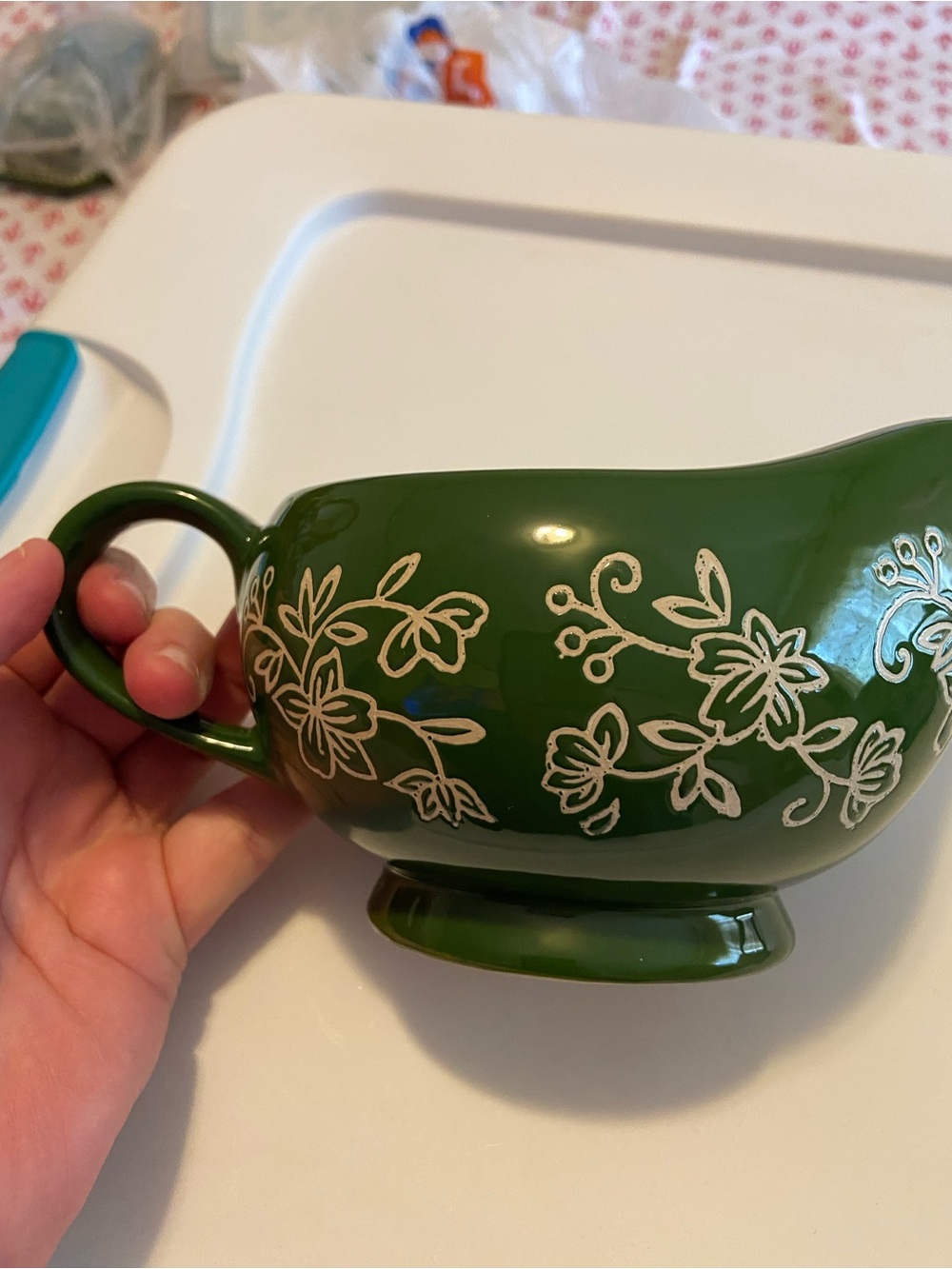 Gravy boat